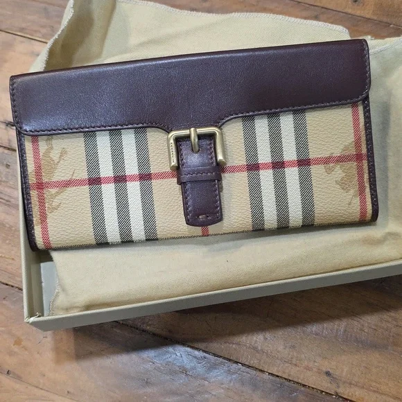 Burberry Tan Storage Bag - Picture 2 of 5